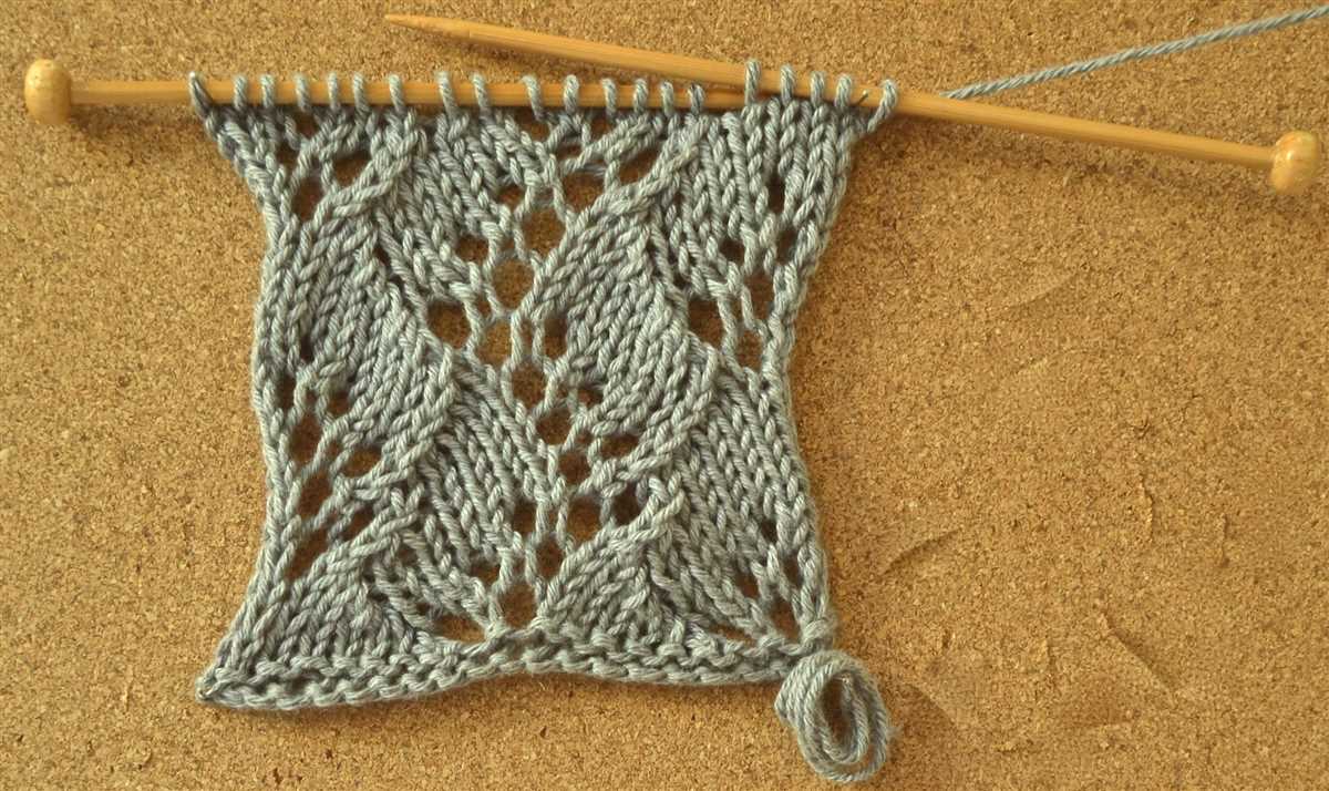 Fern lace knitting pattern