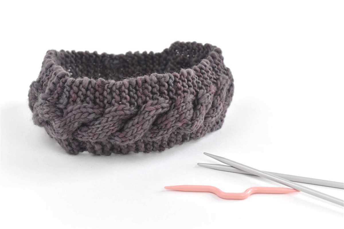 Headband pattern knit