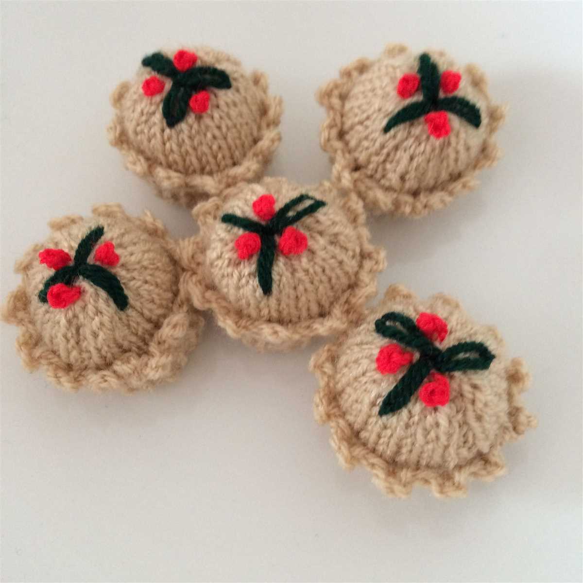 Ferrero rocher knitted covers free pattern