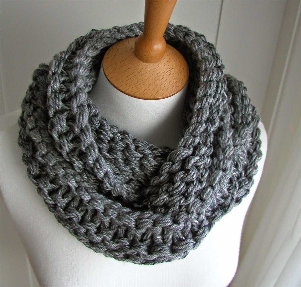Homespun knit scarf pattern