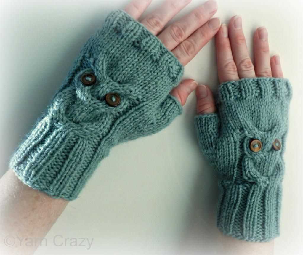 Knitted fingerless mittens pattern free