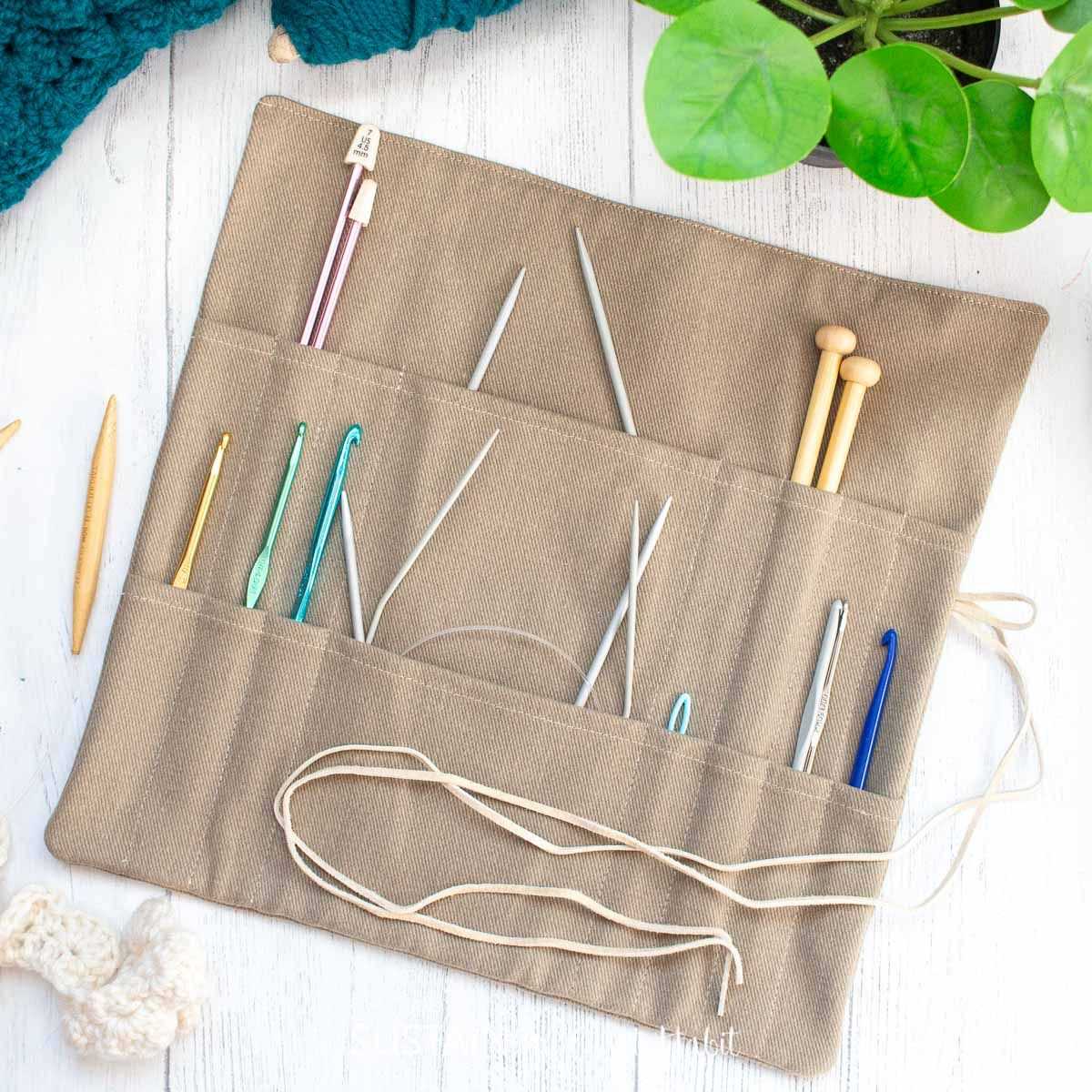 Knitting needle case pattern