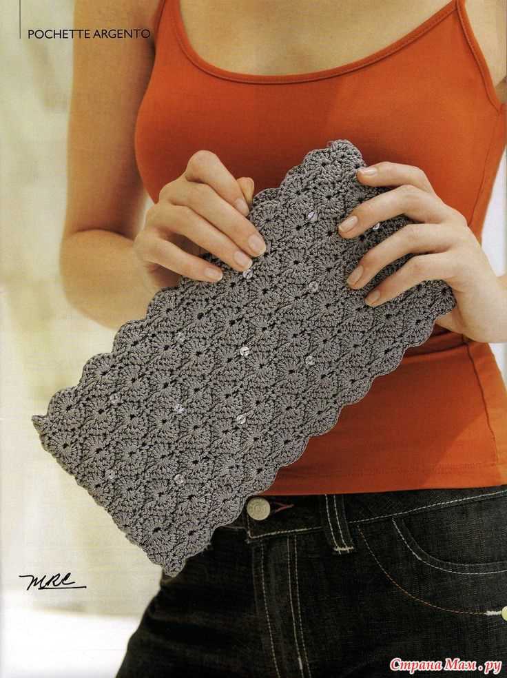 Knitted clutch bag pattern