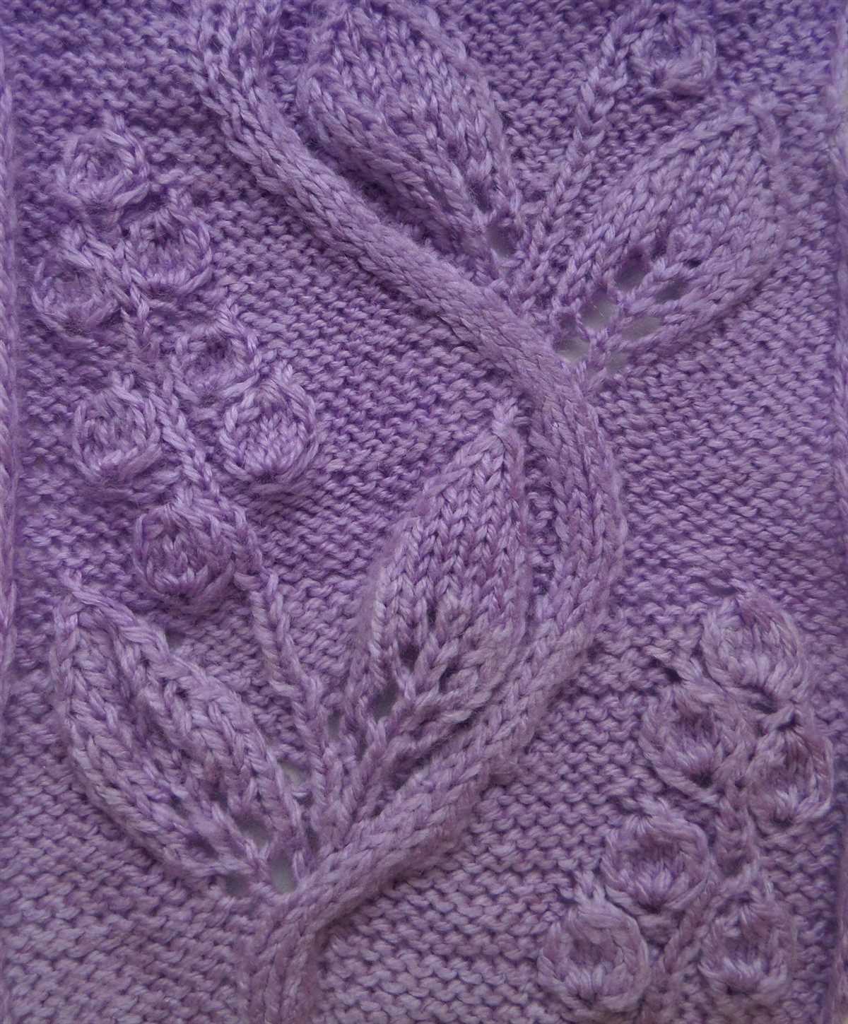 Leaf pattern knitting