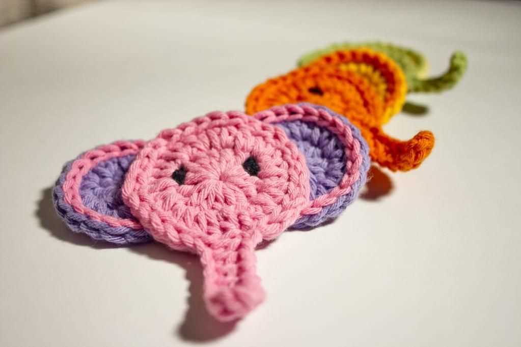 How to Create an Adorable Elephant Motif with Knitting Elephant motif knitting pattern