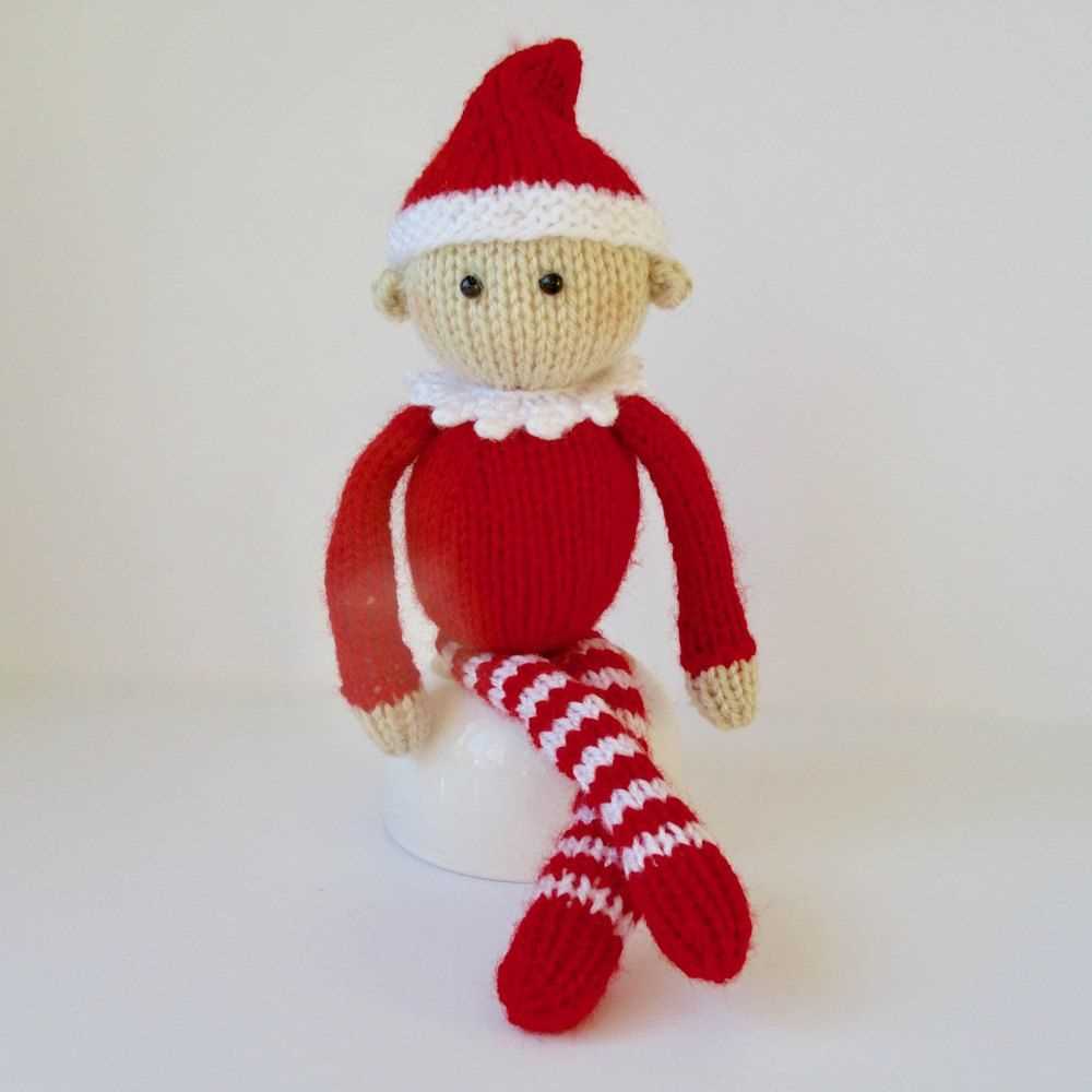 Free knitting patterns for christmas toys