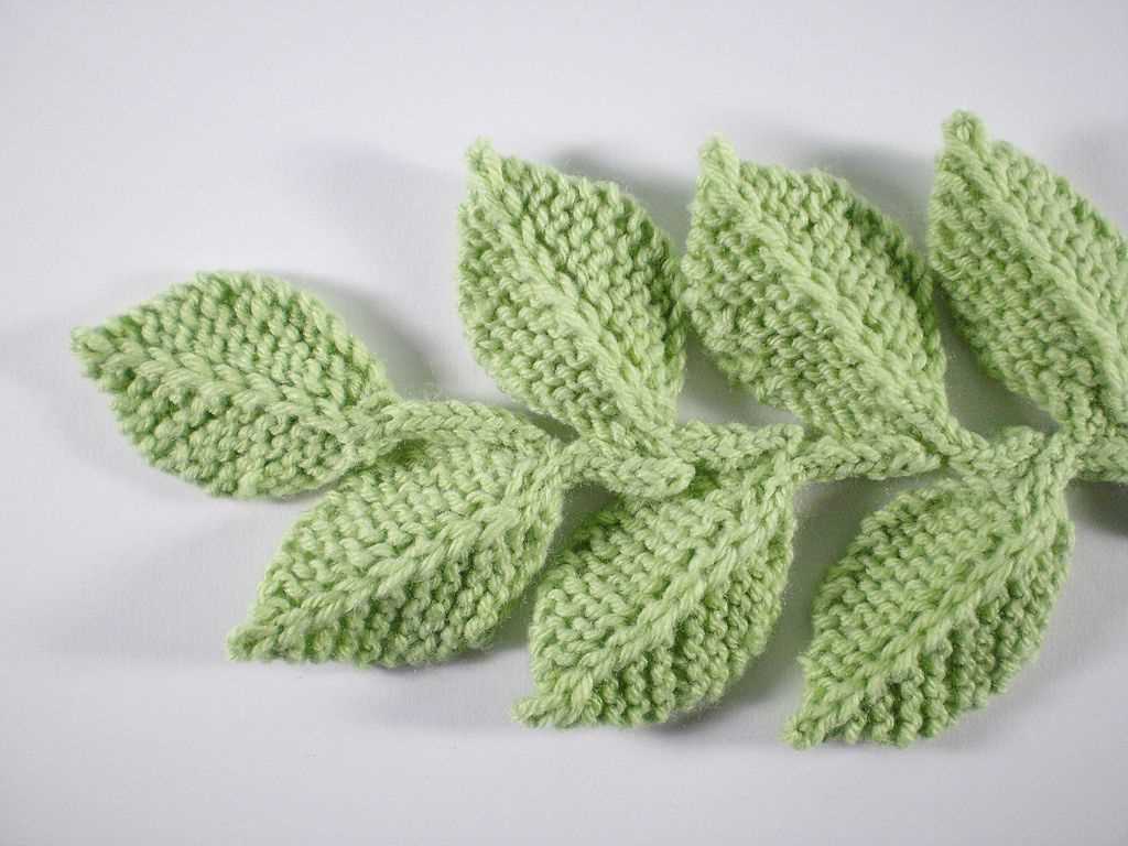 Pattern for knitting flowers easy