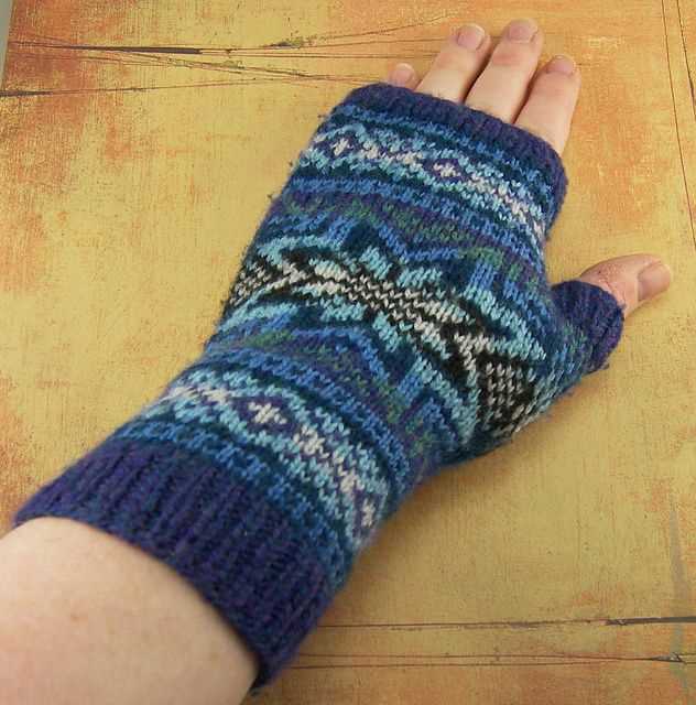 Ravelry knitting patterns fingerless gloves