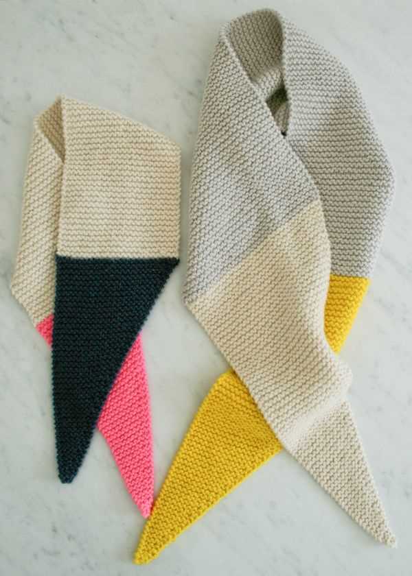 Color block knit scarf pattern
