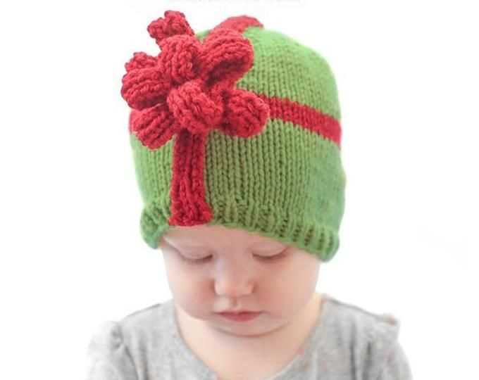 Childs christmas hat knitting pattern
