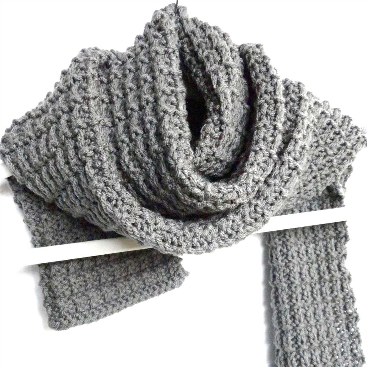 Easy and stylish ribbed scarf patterns for knitting beginners Ribbed scarf knitting patterns for beginners