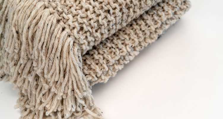 Chunky knit wrap pattern free