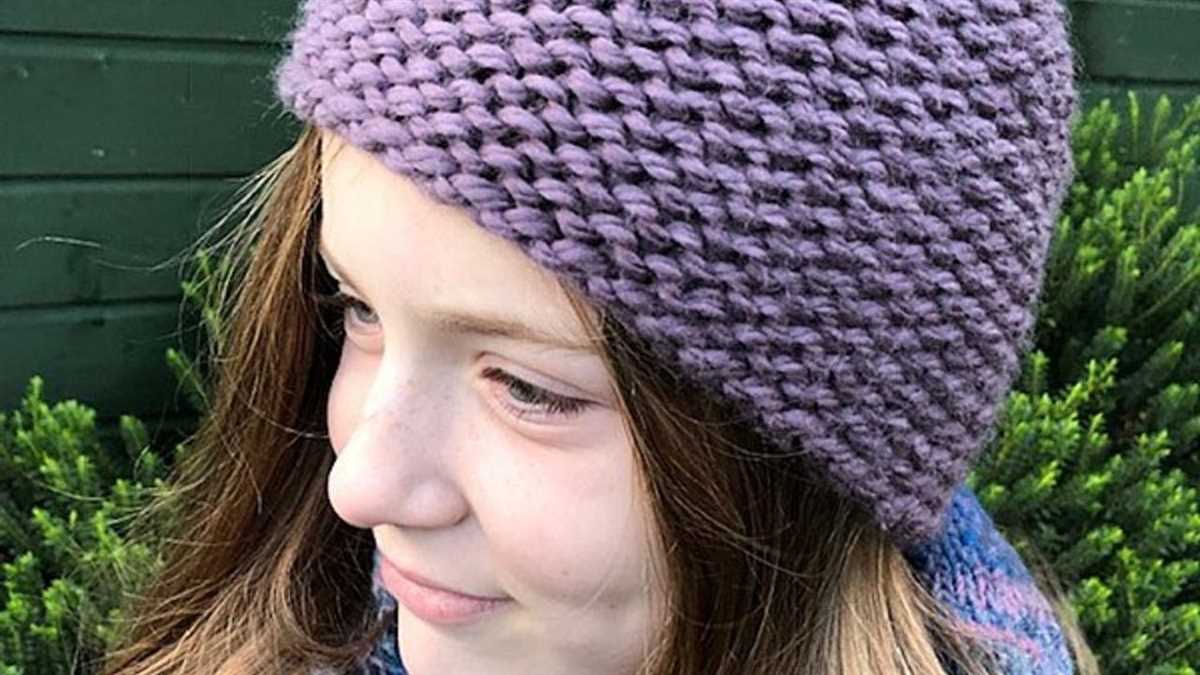 Basic knitted beanie pattern