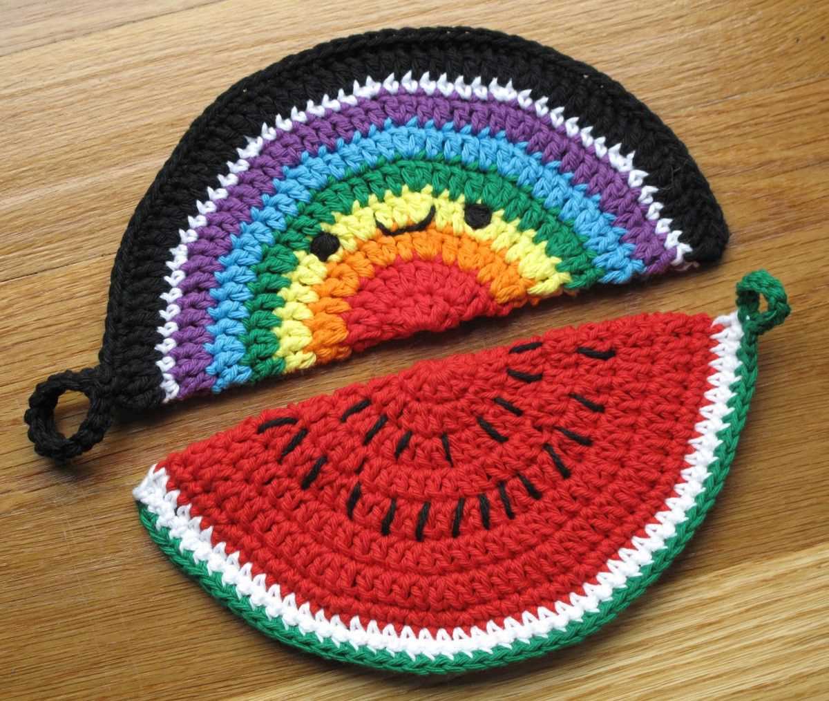 Knitted hot bowl holder pattern