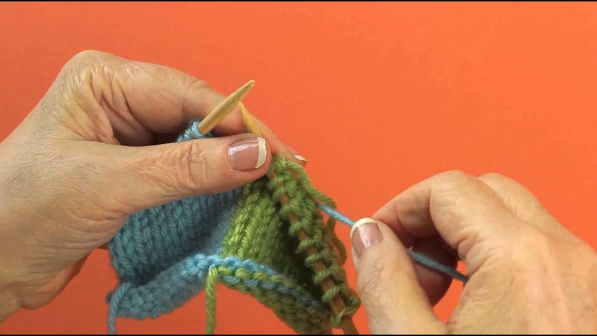 Changing colors in knitting patterns