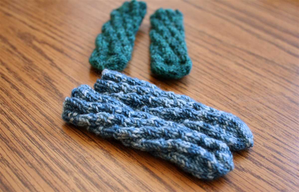 Sock knitting pattern circular needles