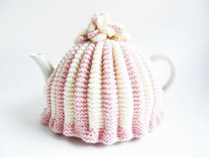 Knitted tea cosy patterns uk