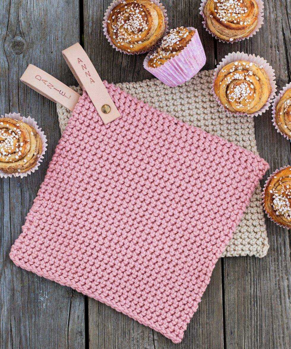 Diagonal knit potholder pattern