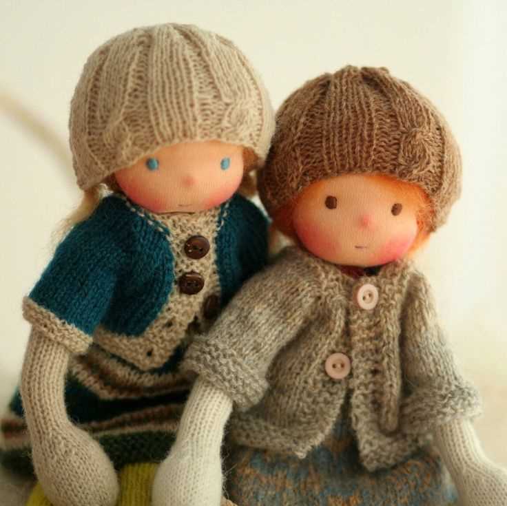 Lilly and may dolls knitting pattern