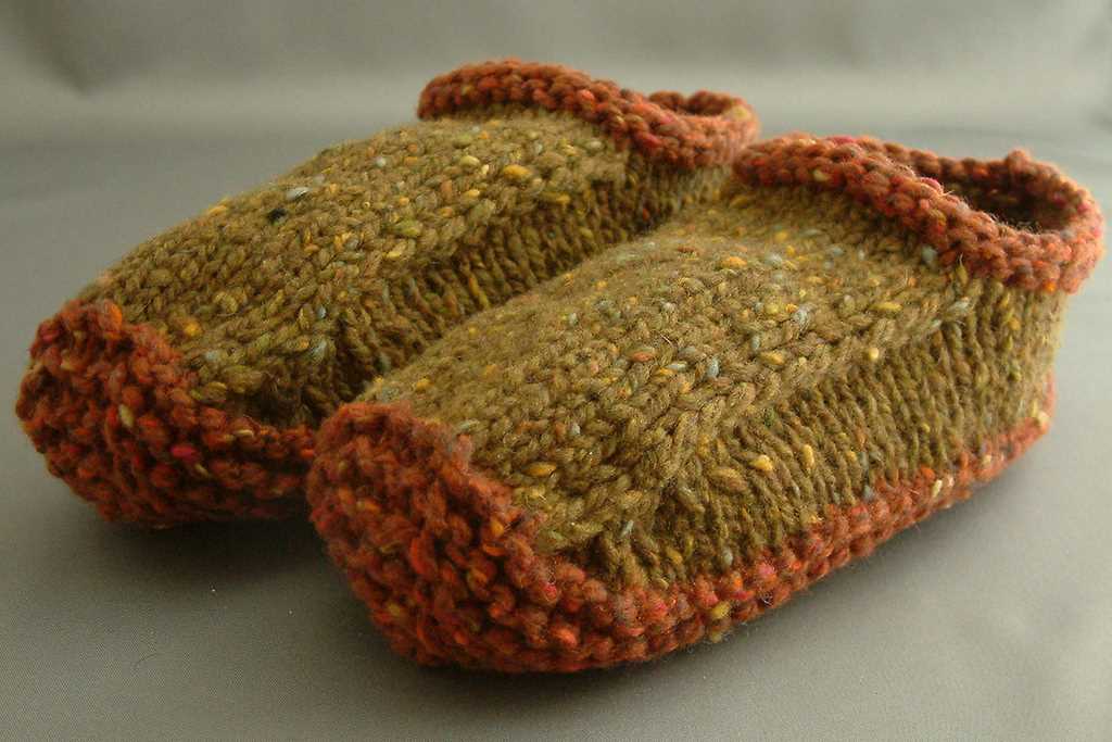 Ravelry knitted slippers free pattern