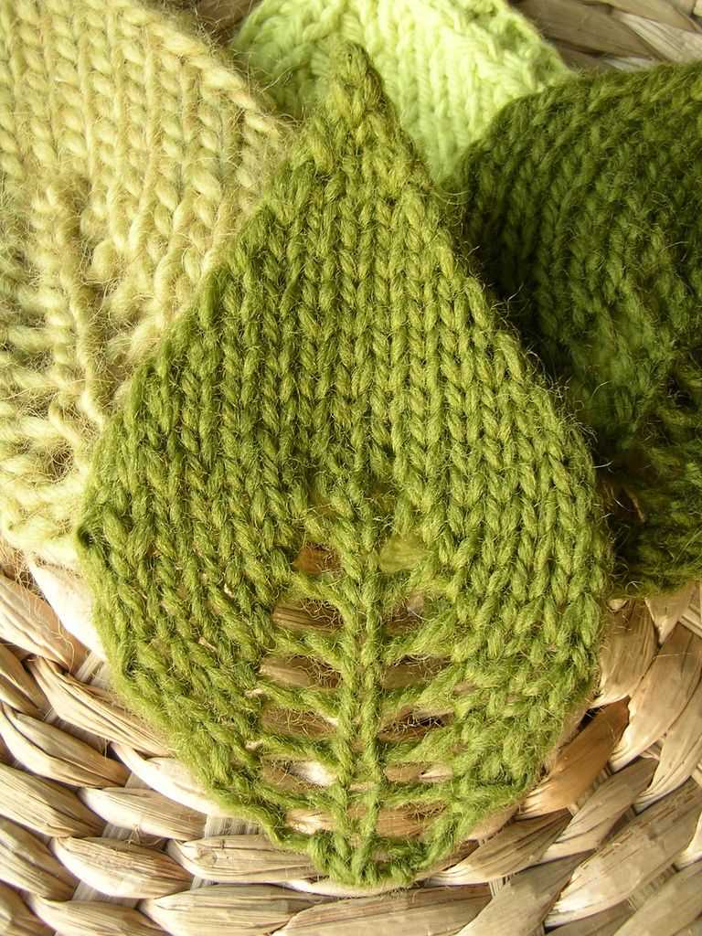 Ravelry knitting pattern central