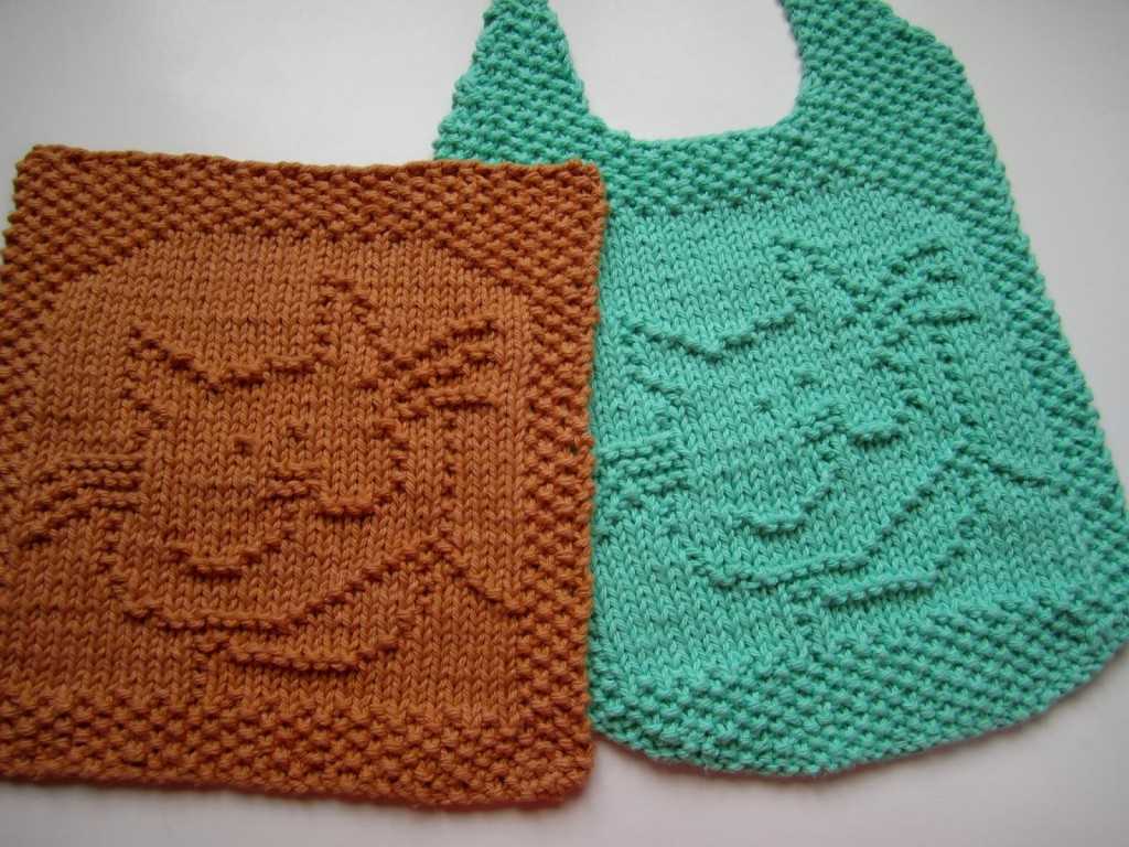 Easy stay on bib knitting pattern