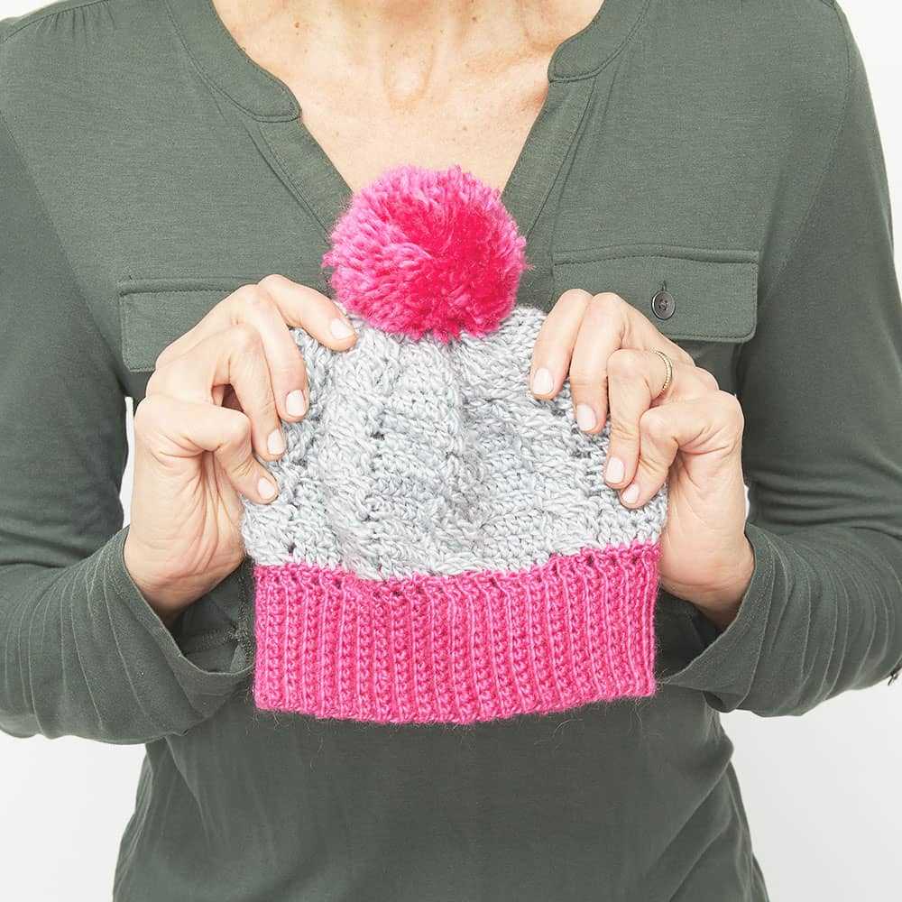 Cable beanie knitting pattern