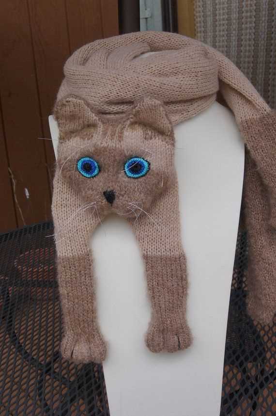 Knitting pattern cat scarf
