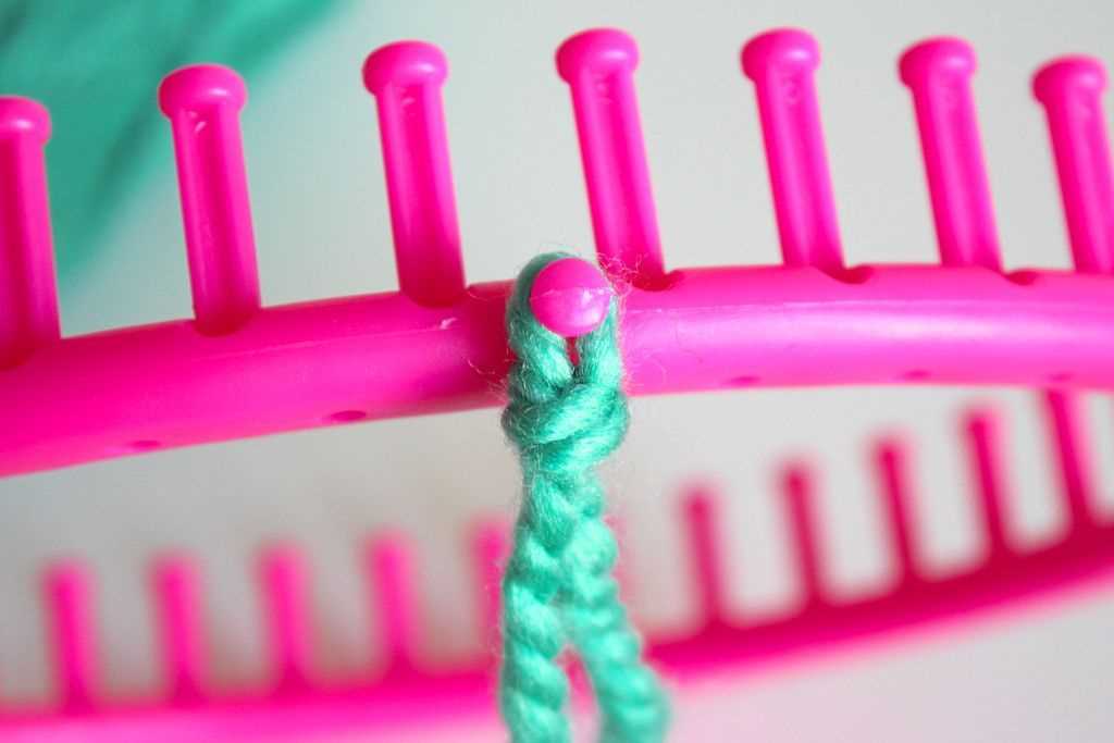 Round loom knitting hat patterns