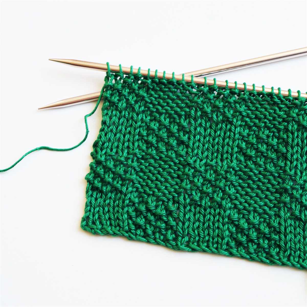 Seed stitch blanket knitting pattern