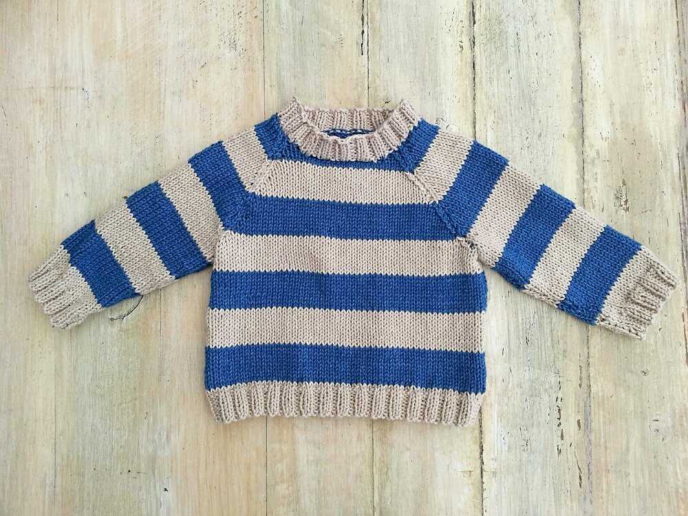 Baby raglan sweater free knitting pattern