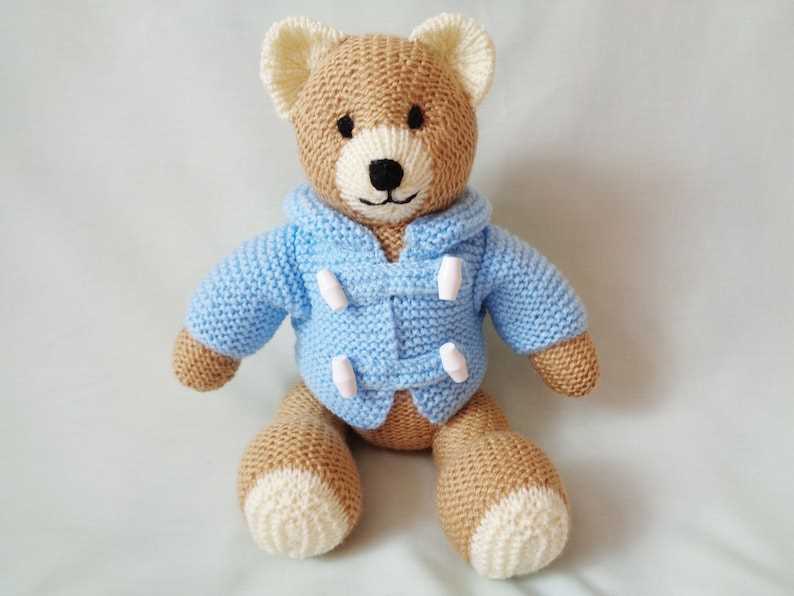 Simple knitted bear pattern