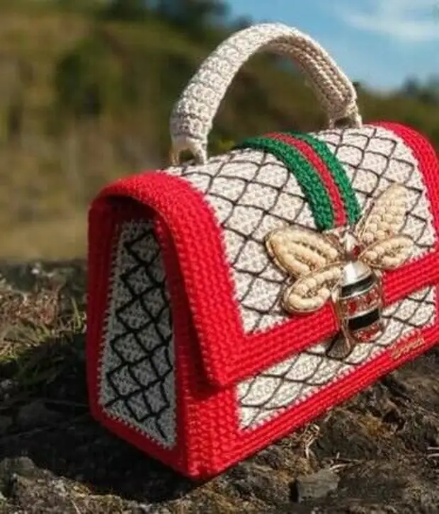 Simple knitted tote bag pattern