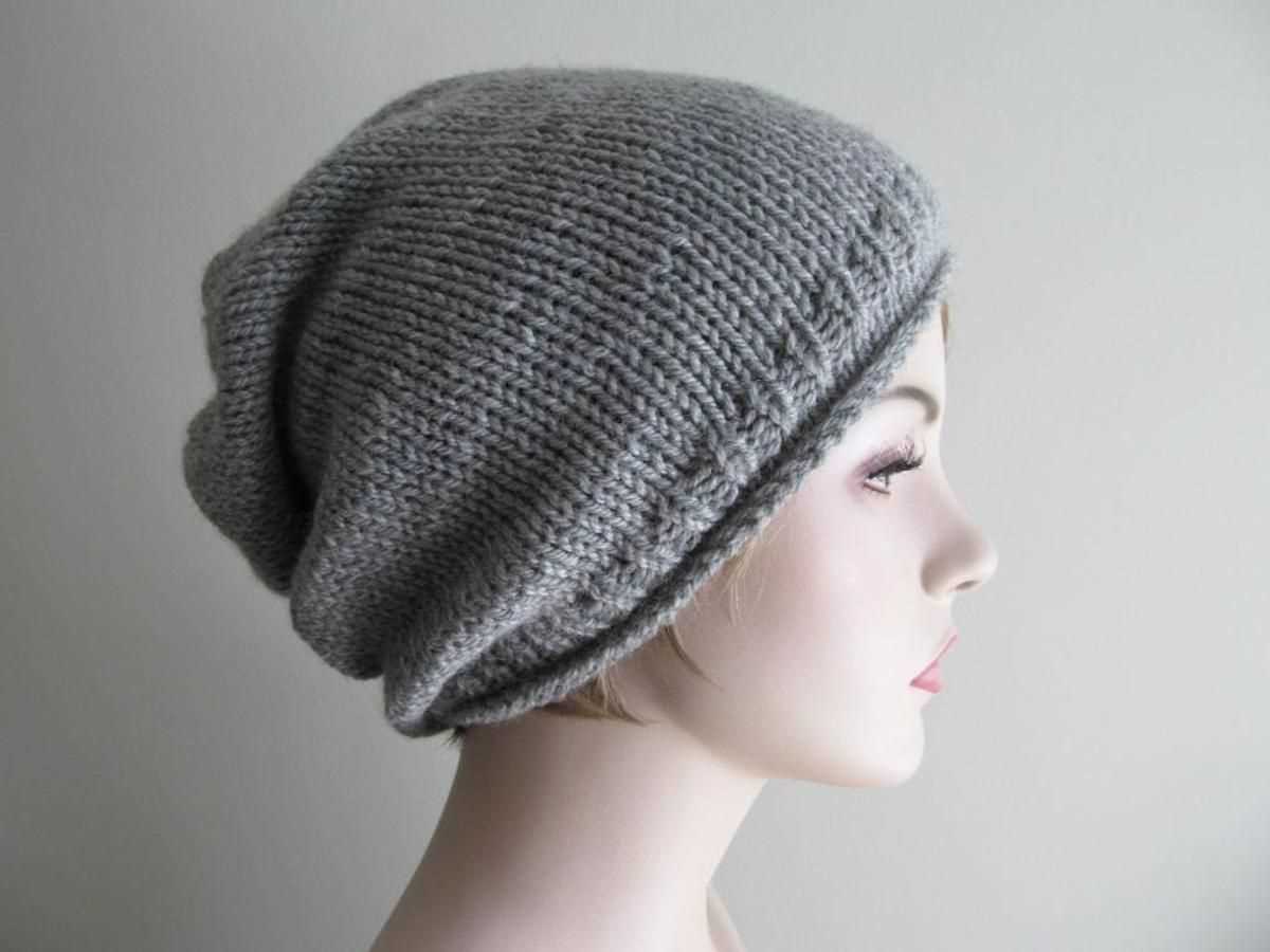 Slouch beanie hat knitting pattern