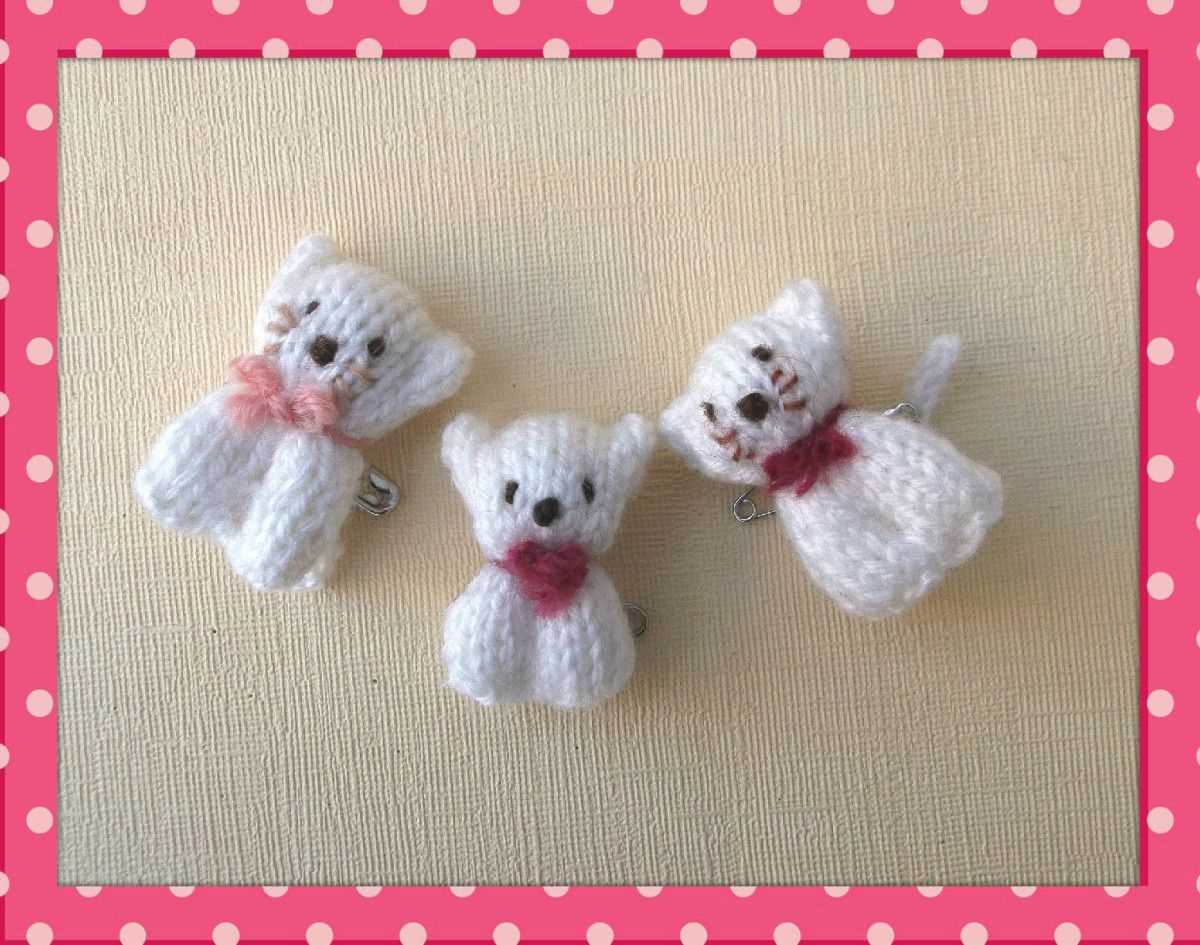 Small knitted cat pattern