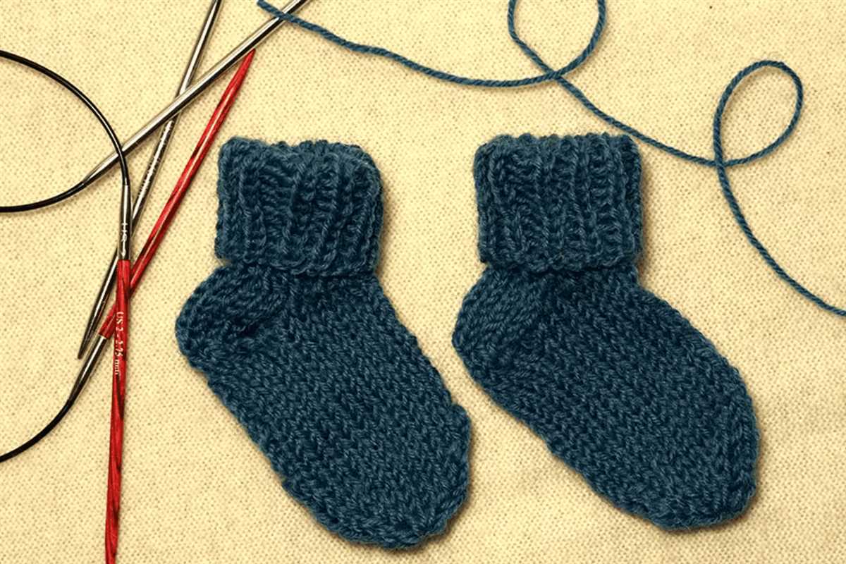 Sock knitting pattern circular needles