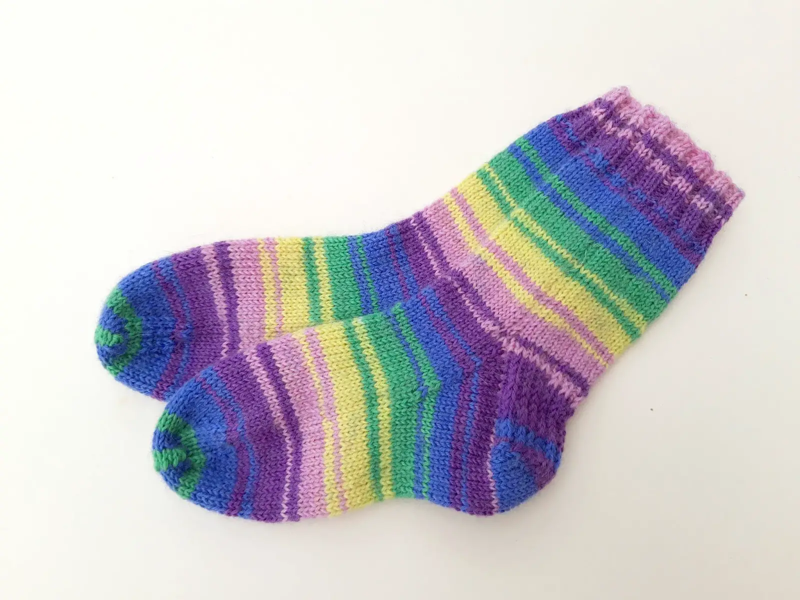 Socks knitting pattern two needles
