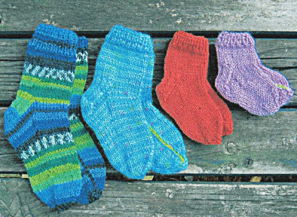 Socks knitting pattern two needles