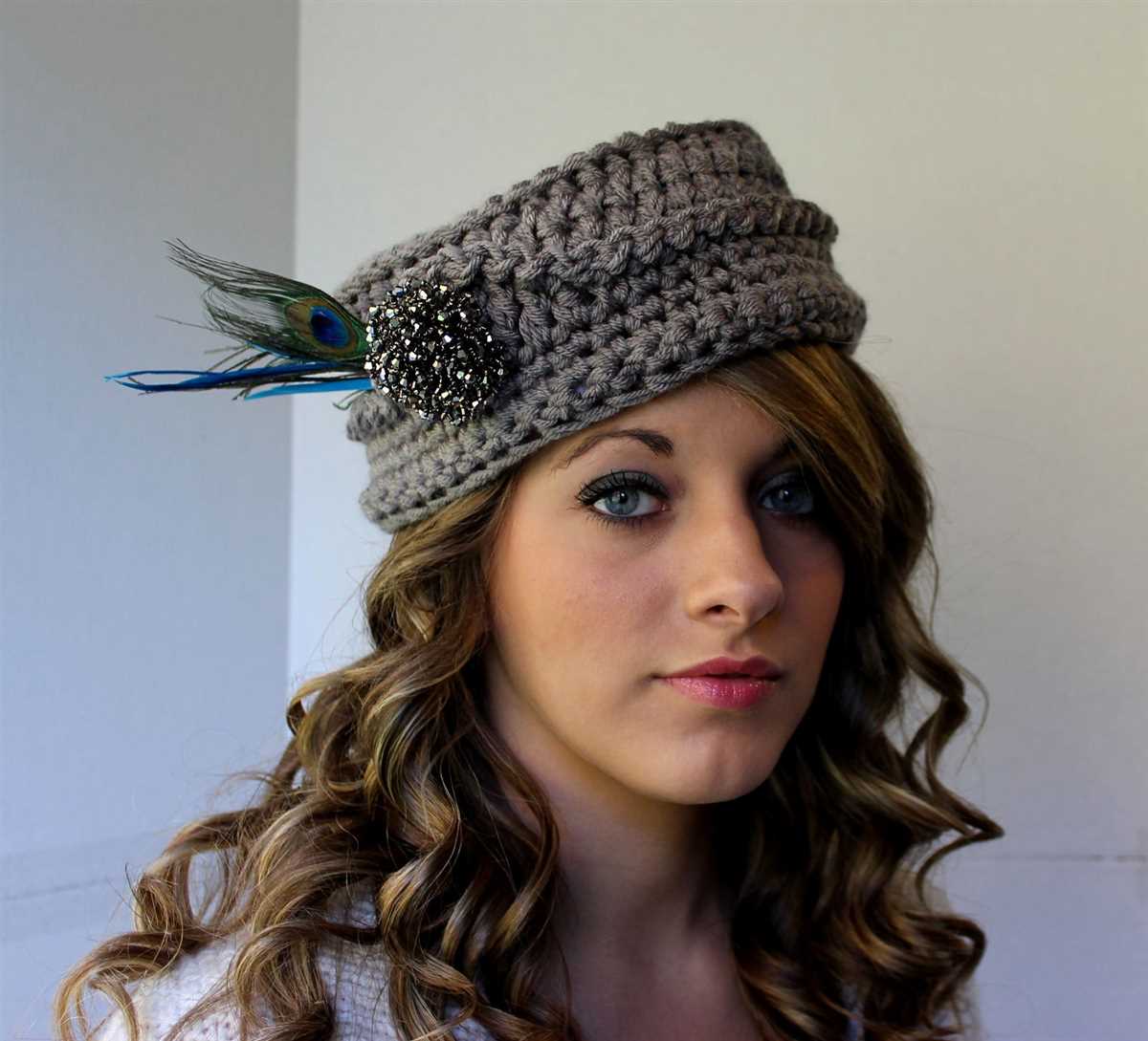 Simple and Beautiful Free Pattern for Knitted Pillbox Hat Knitted pillbox hat pattern free