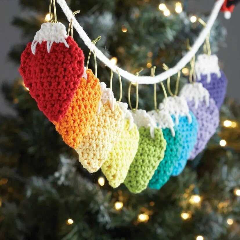 Knitted christmas lights free pattern