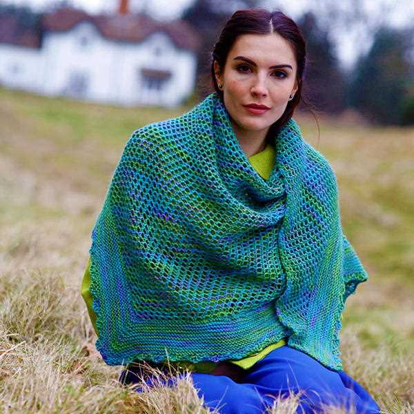 Knitted shawl free pattern