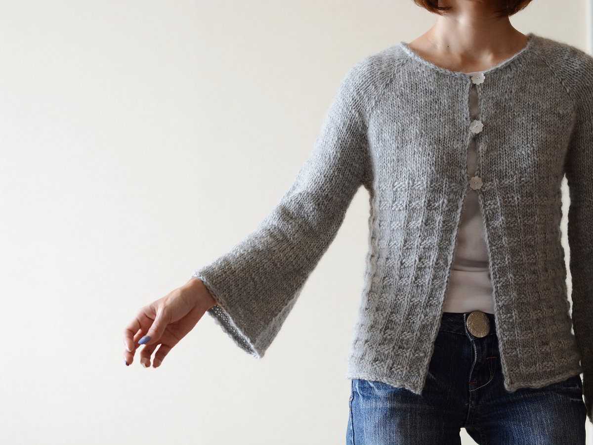 Free knitting patterns for women's cardigan sweaters