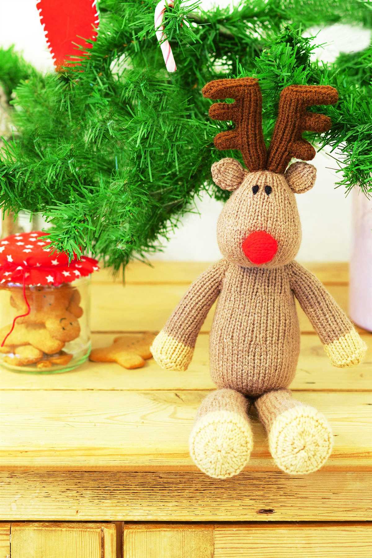 Free christmas bauble knitting pattern