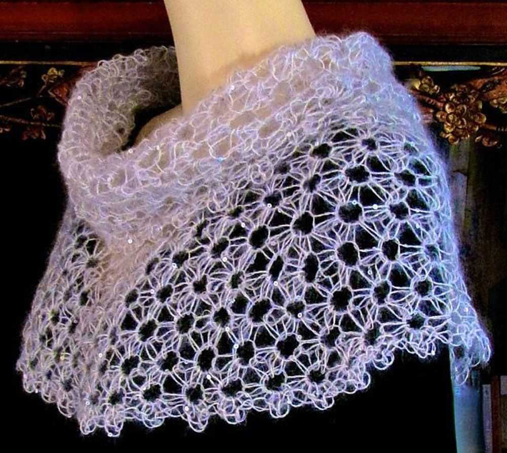 Lace capelet knitting pattern