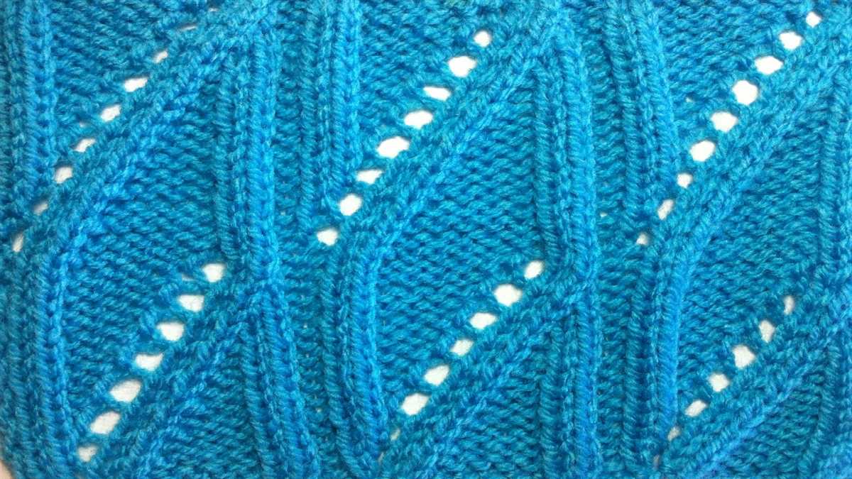 Openwork diamond knitting pattern