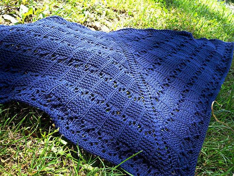Triangle shawl knitting pattern