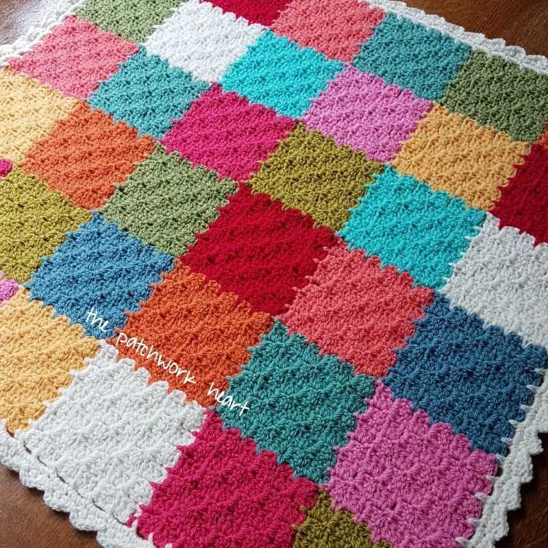 Knitted corner to corner blanket pattern
