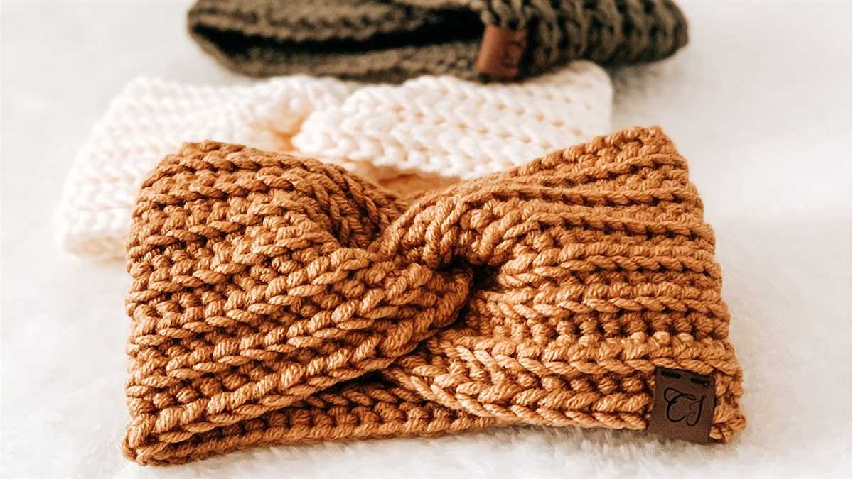 Twisted headband pattern knit
