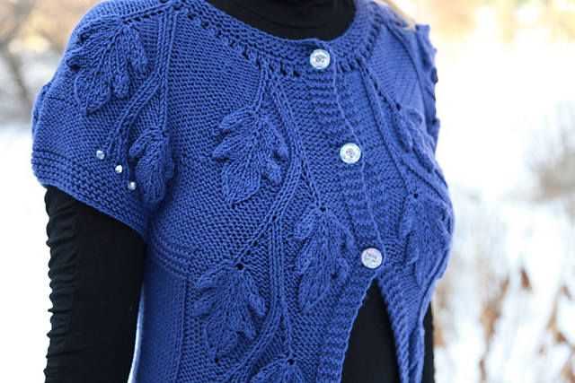 Leaf cardigan knit pattern