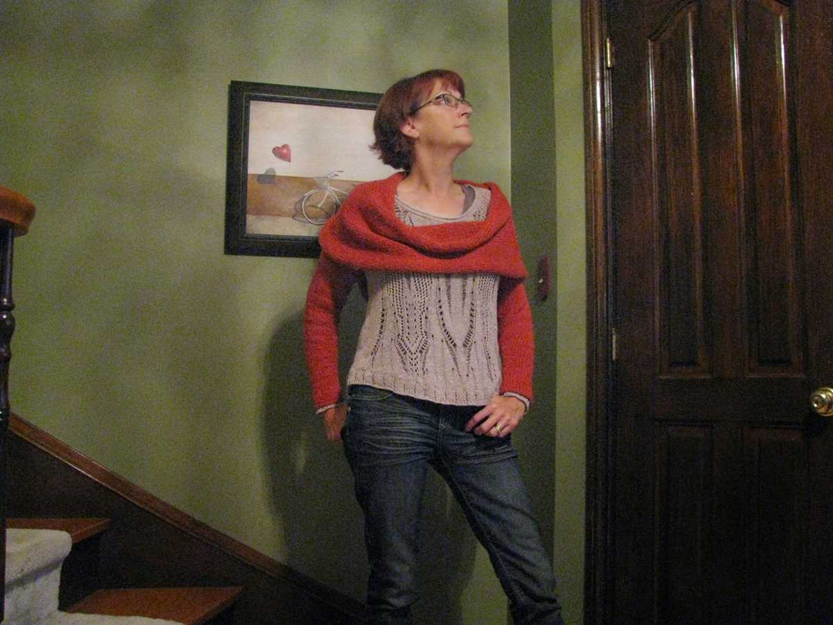 Sweater scarf with sleeves knitting pattern